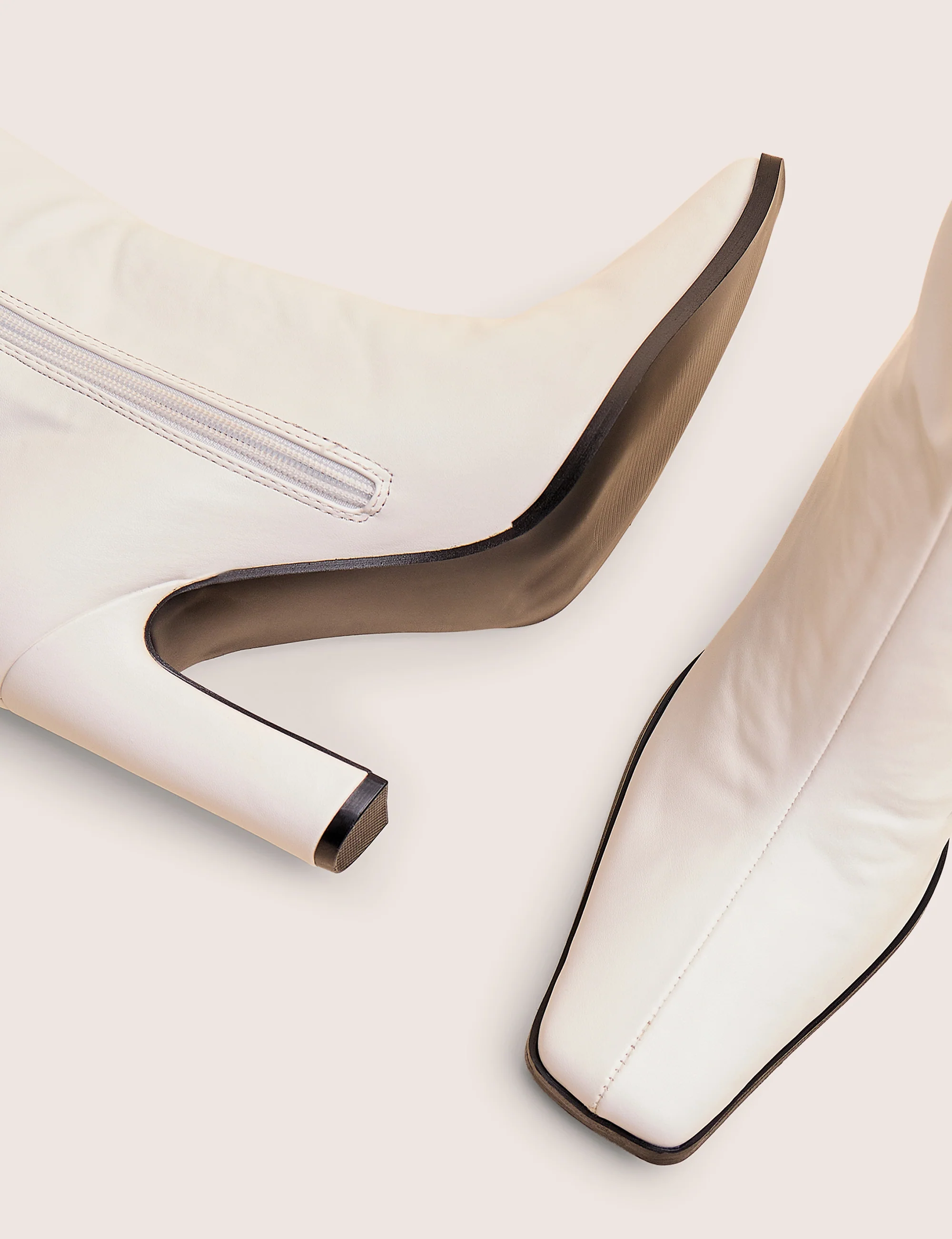 Acquilla White Knee High Flared Boots - Image 4