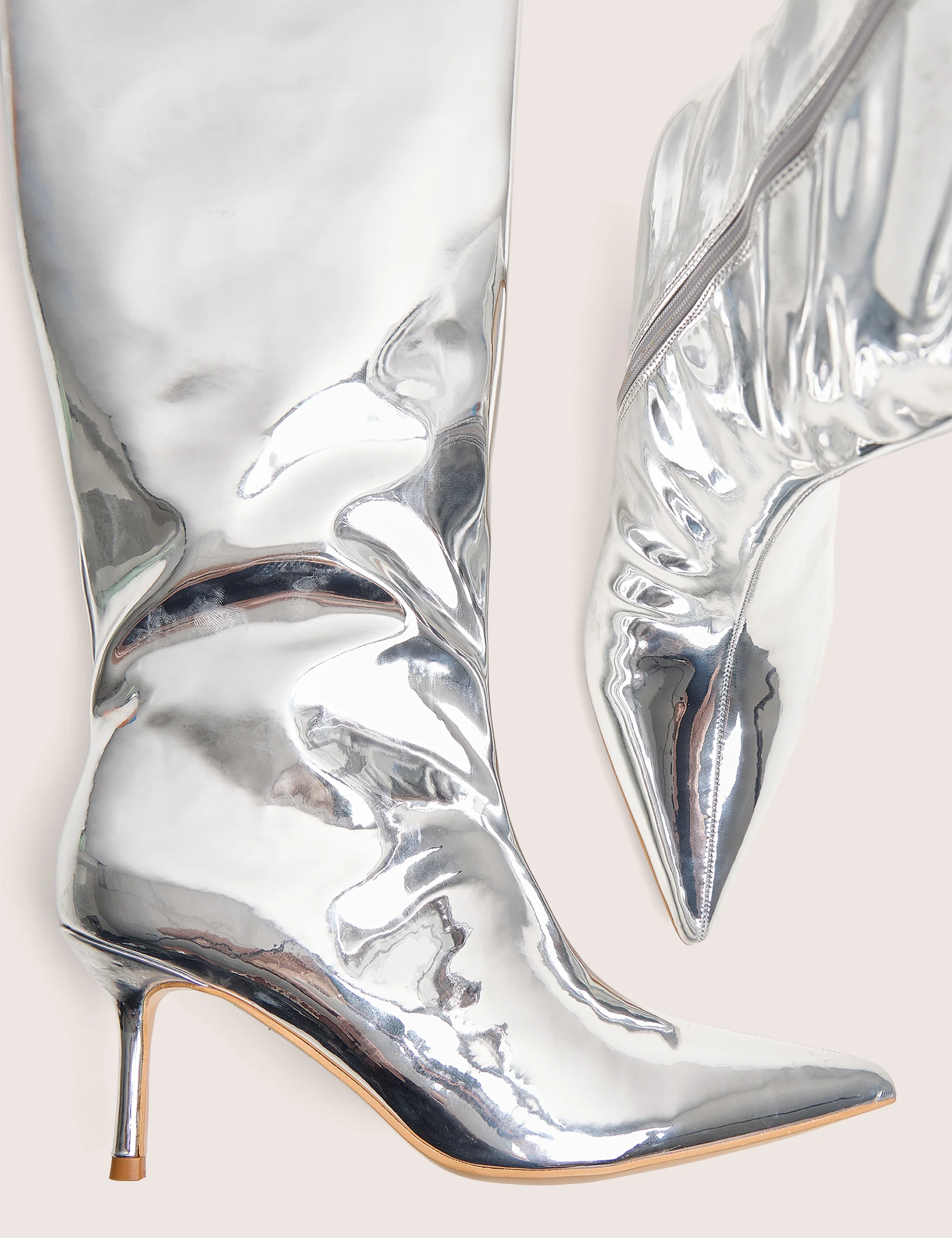 Amped Mirror Silver Pointed Toe Mid Heel Knee High Boots - Image 4
