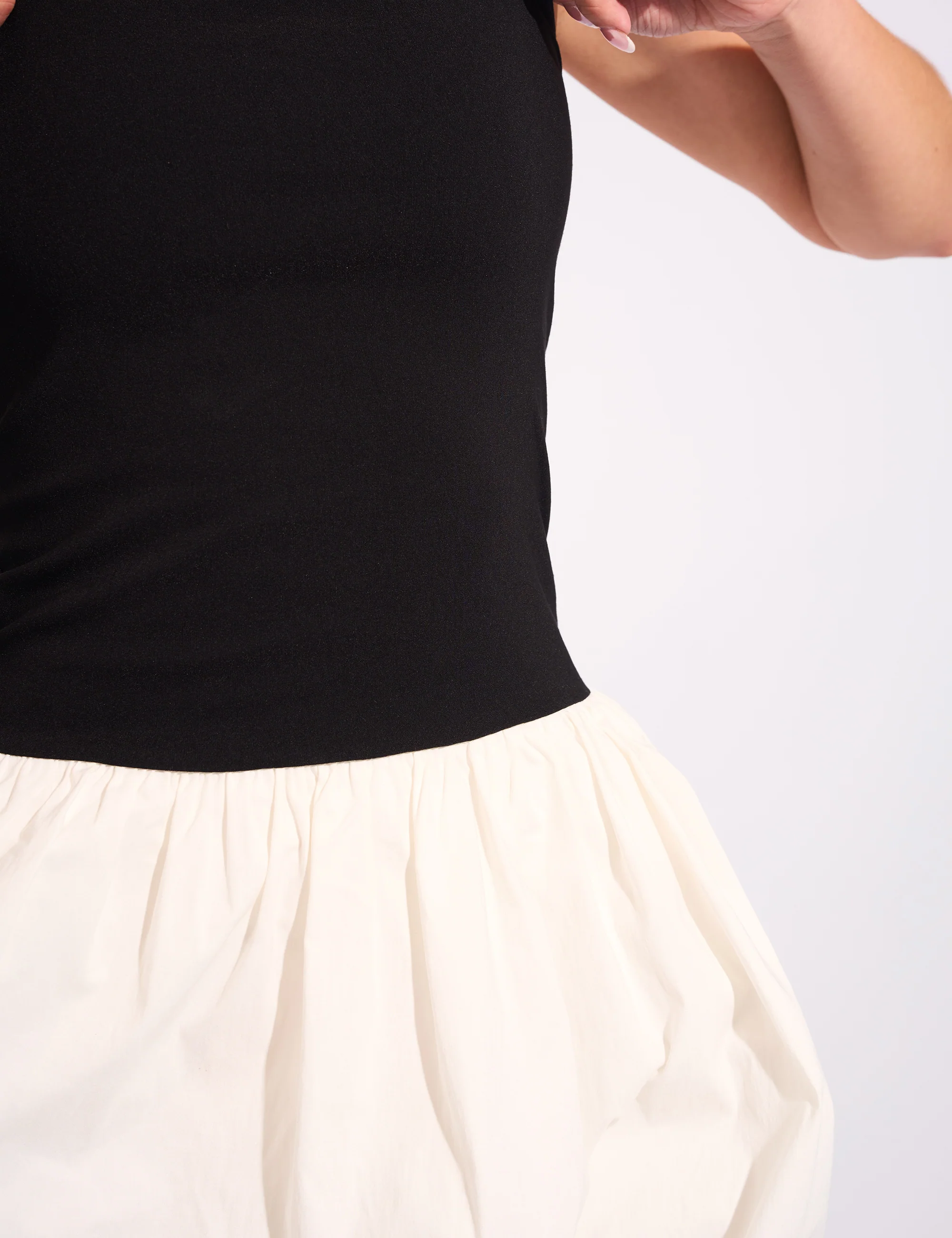 Bandeau Balloon Mini Dress Black & White - Image 4