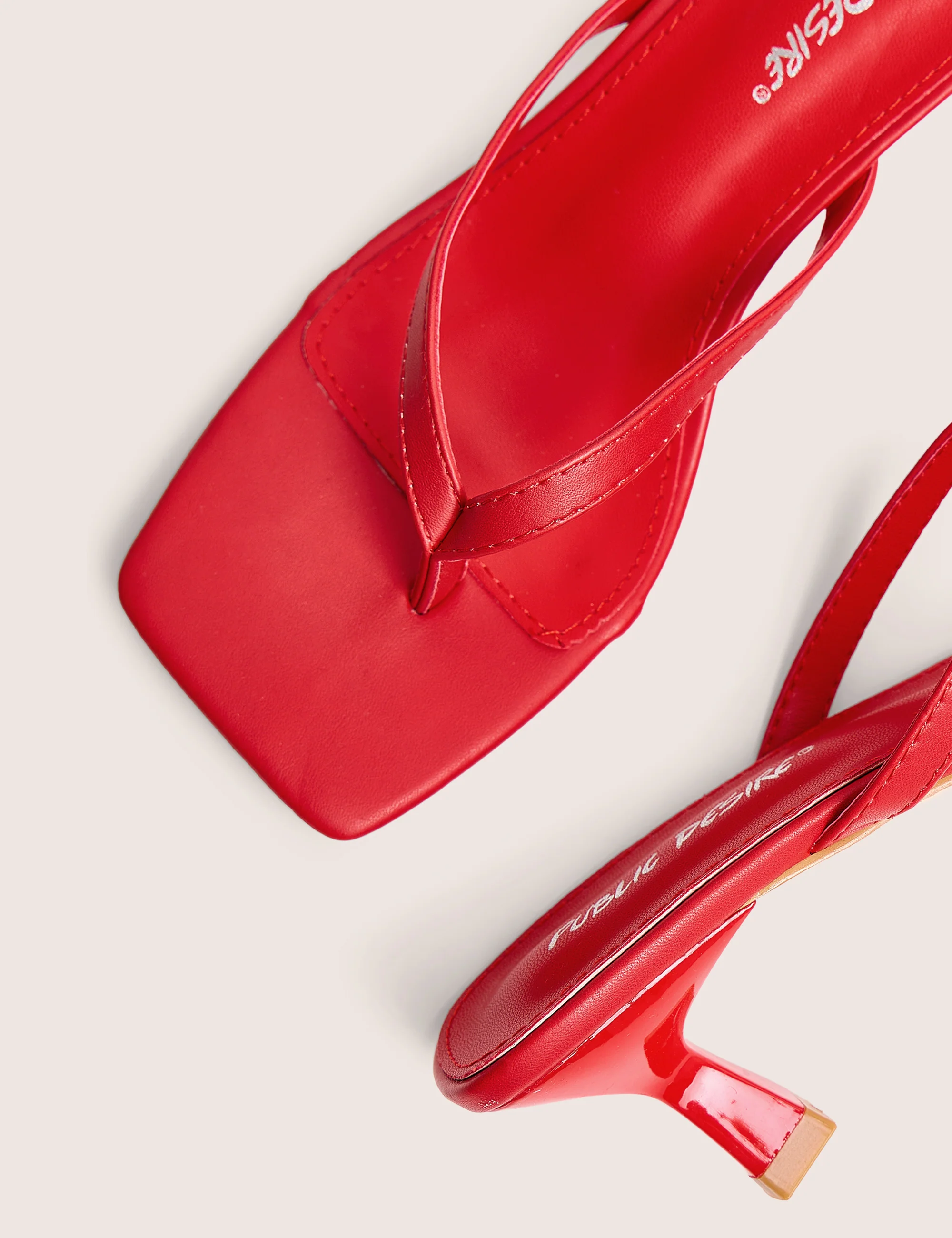 Everlast Red Thong Flip Flop Heels - Image 4