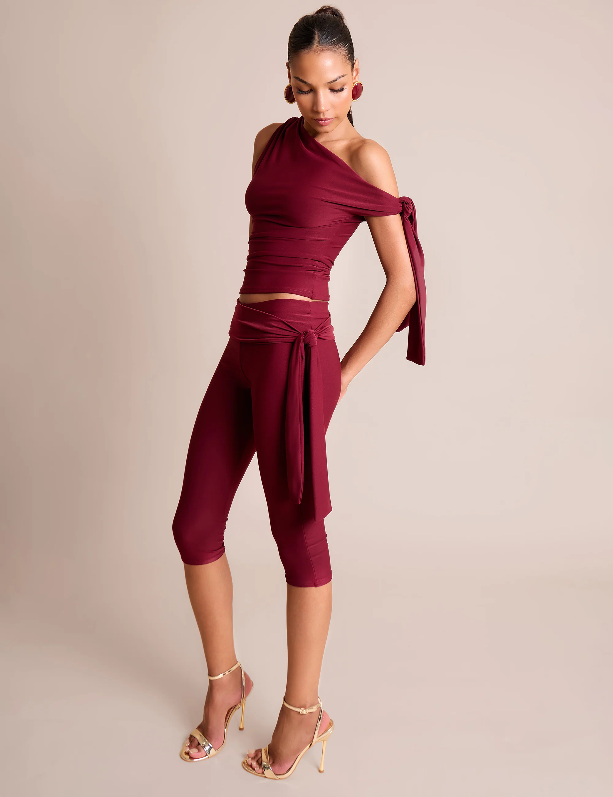 Knot Detail Asymmetric One Shoulder Luxe Slinky Top Burgundy - Image 3
