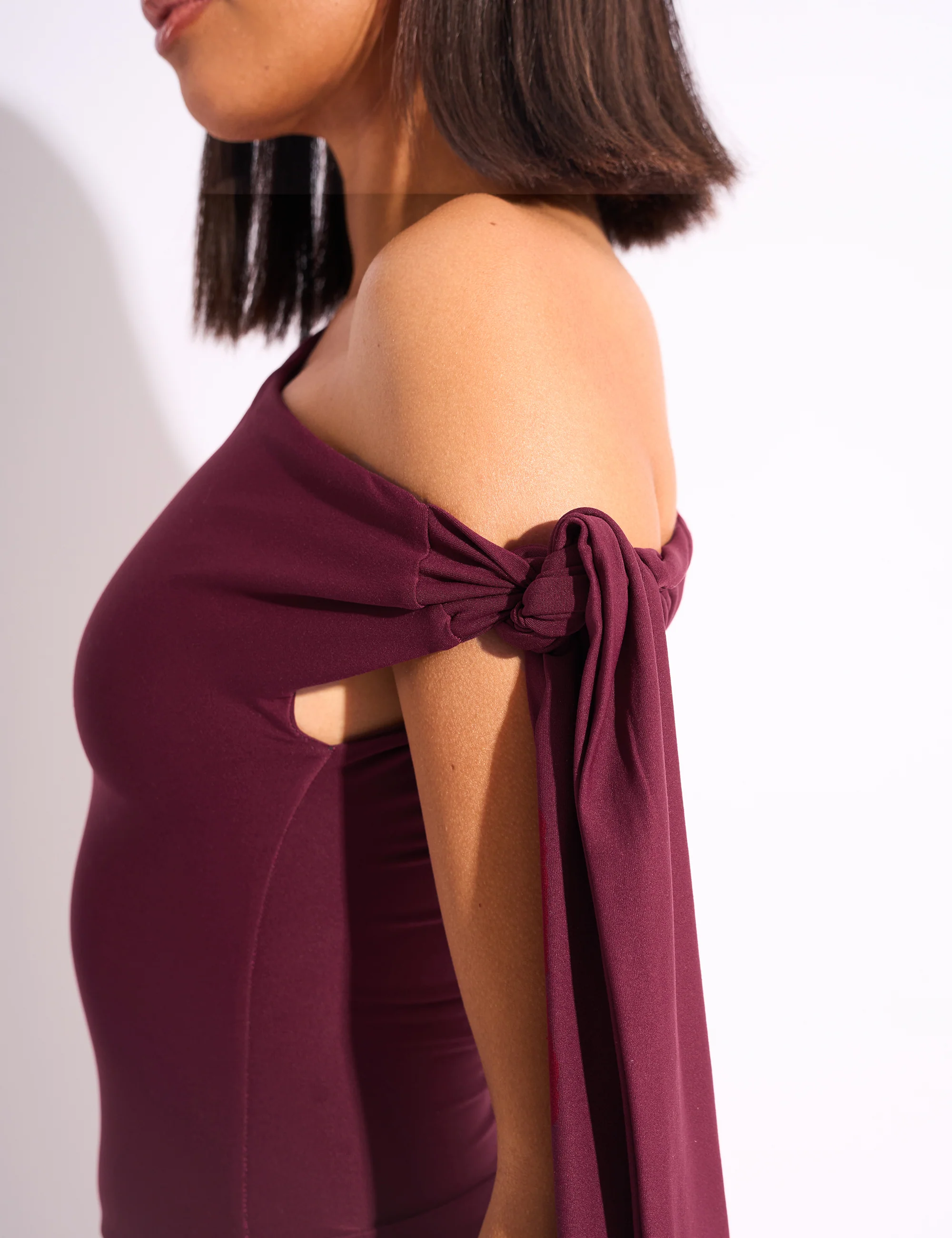 Knot Detail Asymmetric One Shoulder Luxe Slinky Top Burgundy - Image 8