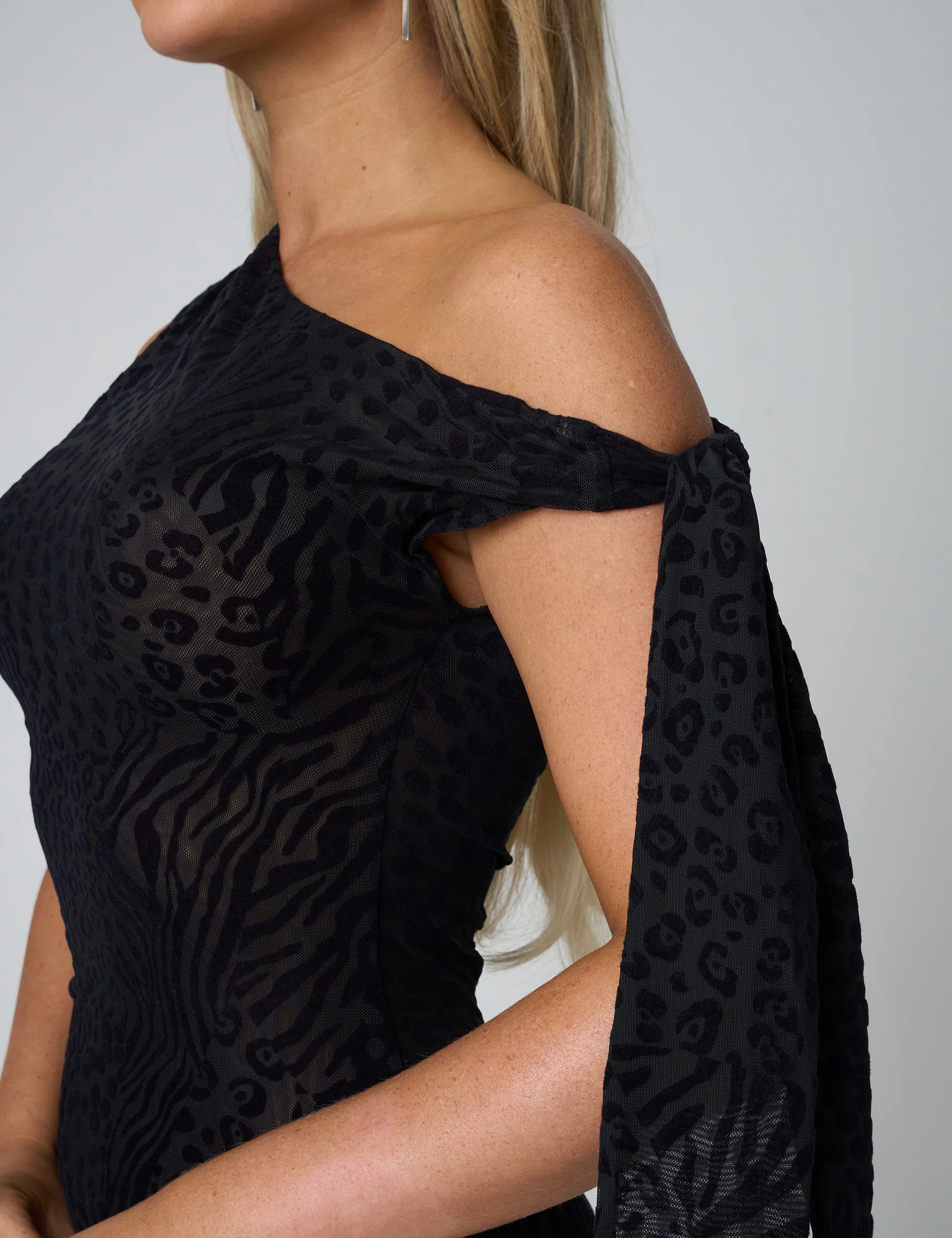 Knot Detail Asymmetric One Shoulder Maxi Dress Devore Leopard Black - Image 9