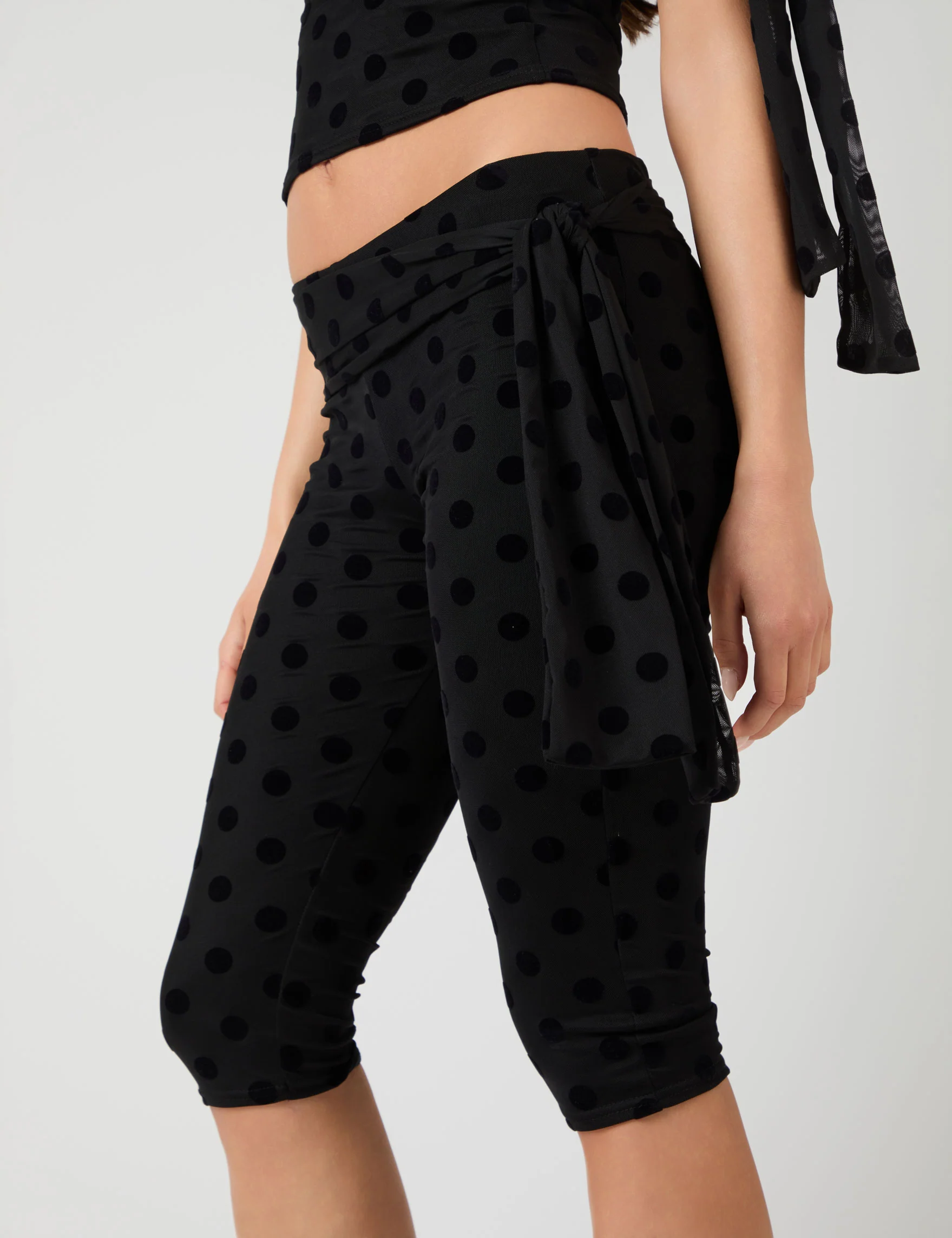 Knot Detail Tie Side Polka Dot Devore Capri Pants Black - Image 9