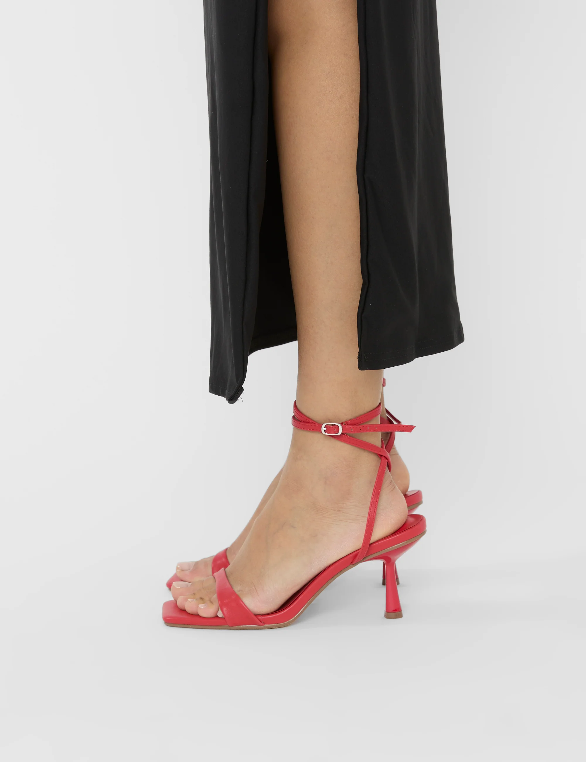 Mawu Red Pu Strappy Barely There Mid Heels - Image 4