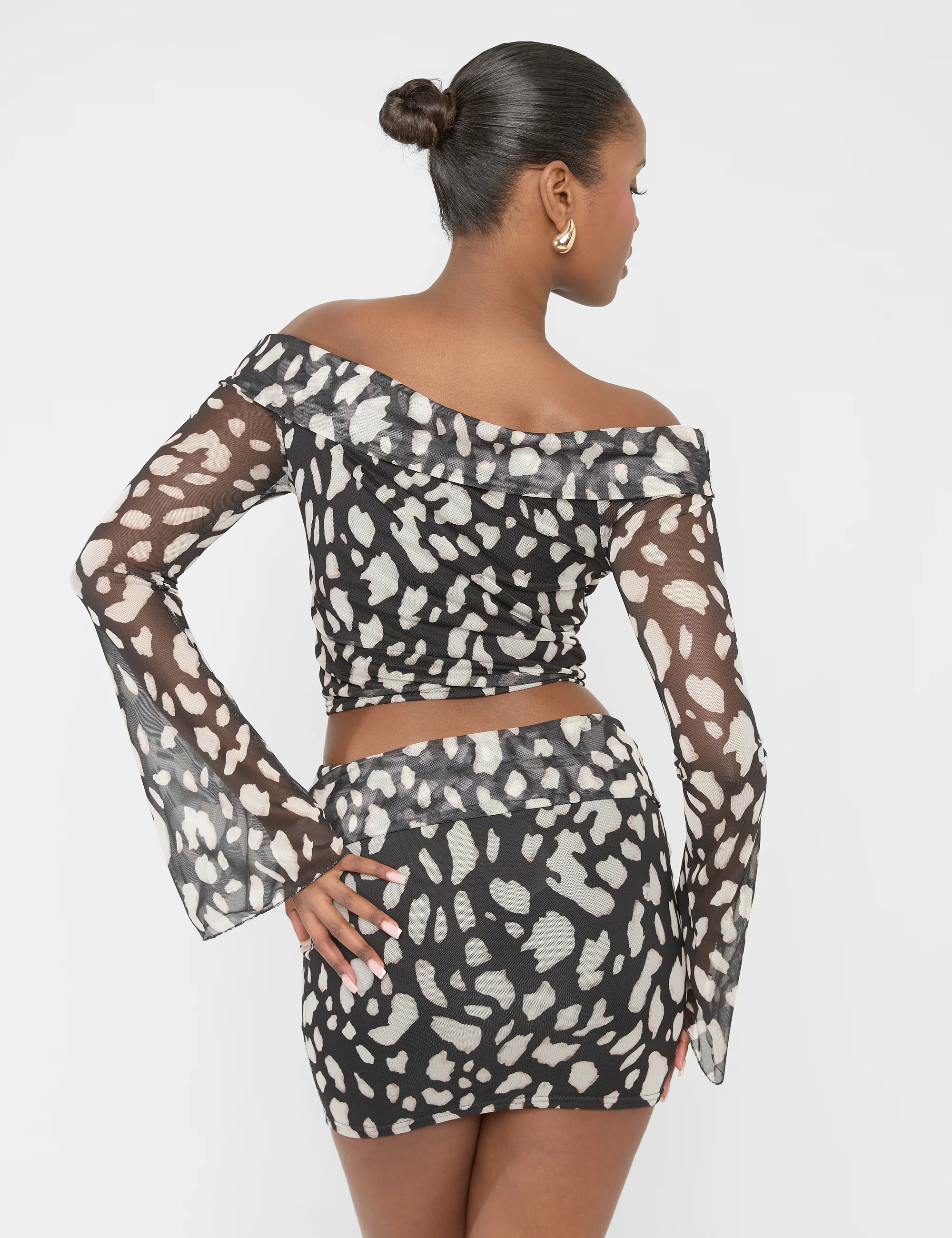 Mesh Bardot Fold Over Long Sleeve Crop Top Animal Print - Image 4