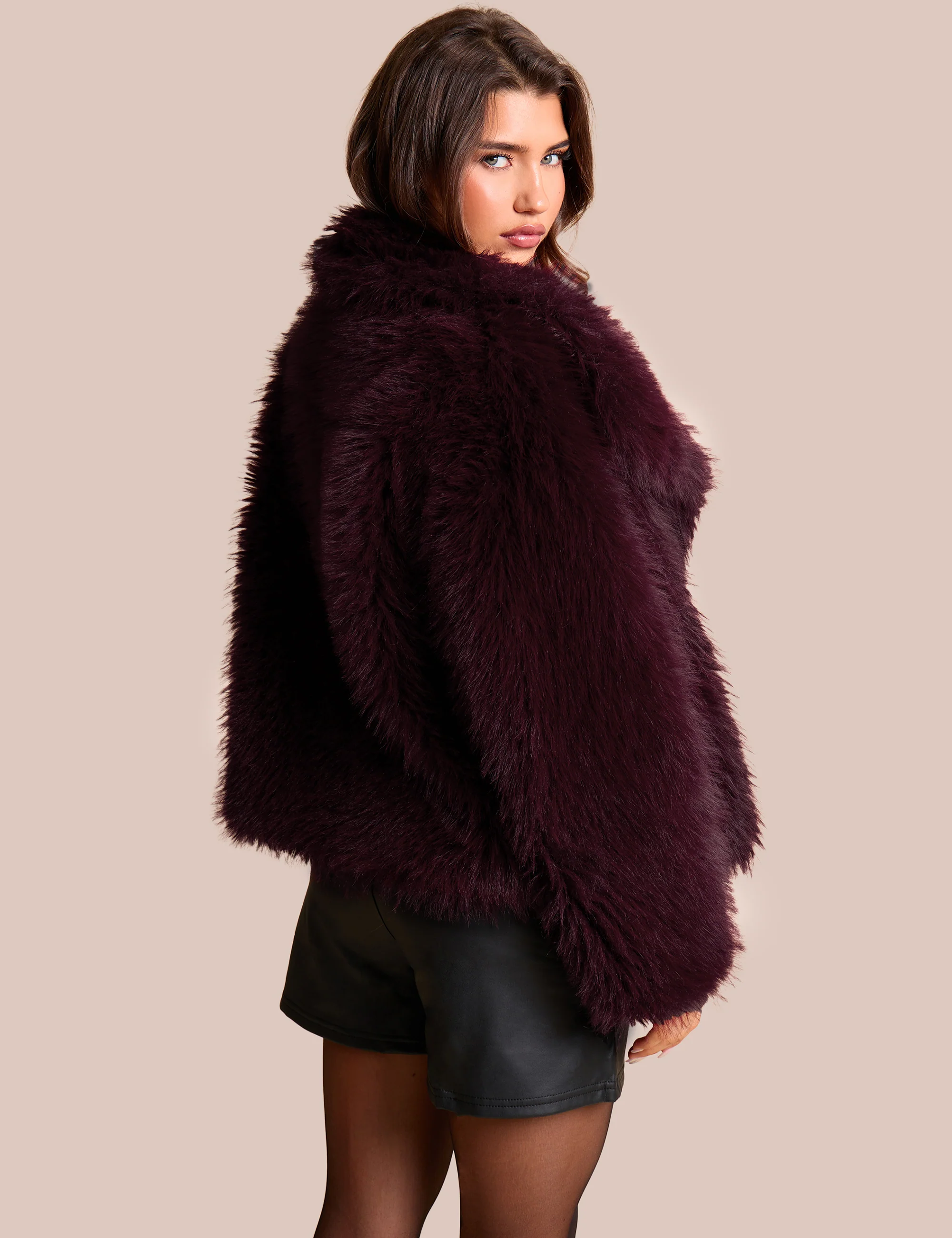 Oversized Collar Faux Fur Jacket Plum - Image 4