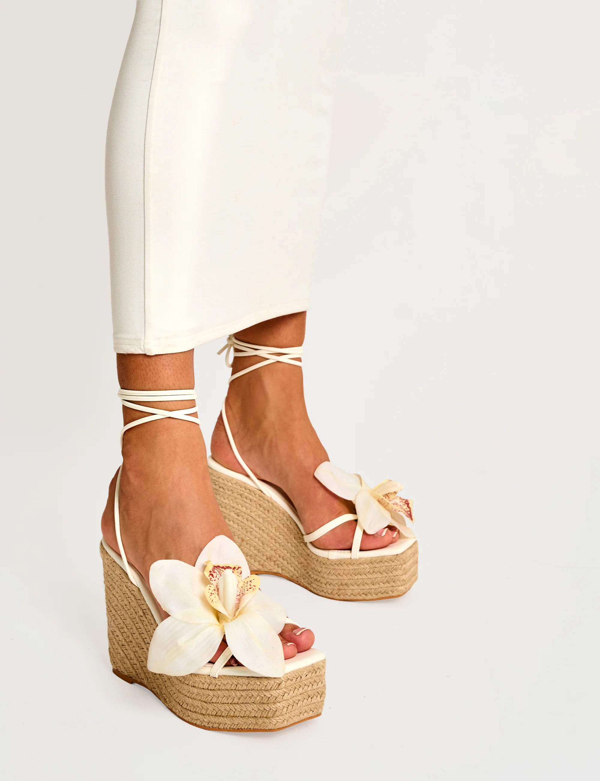 Poolparty Cream 3-D Floral Lace Up Jute Wedges - Image 3