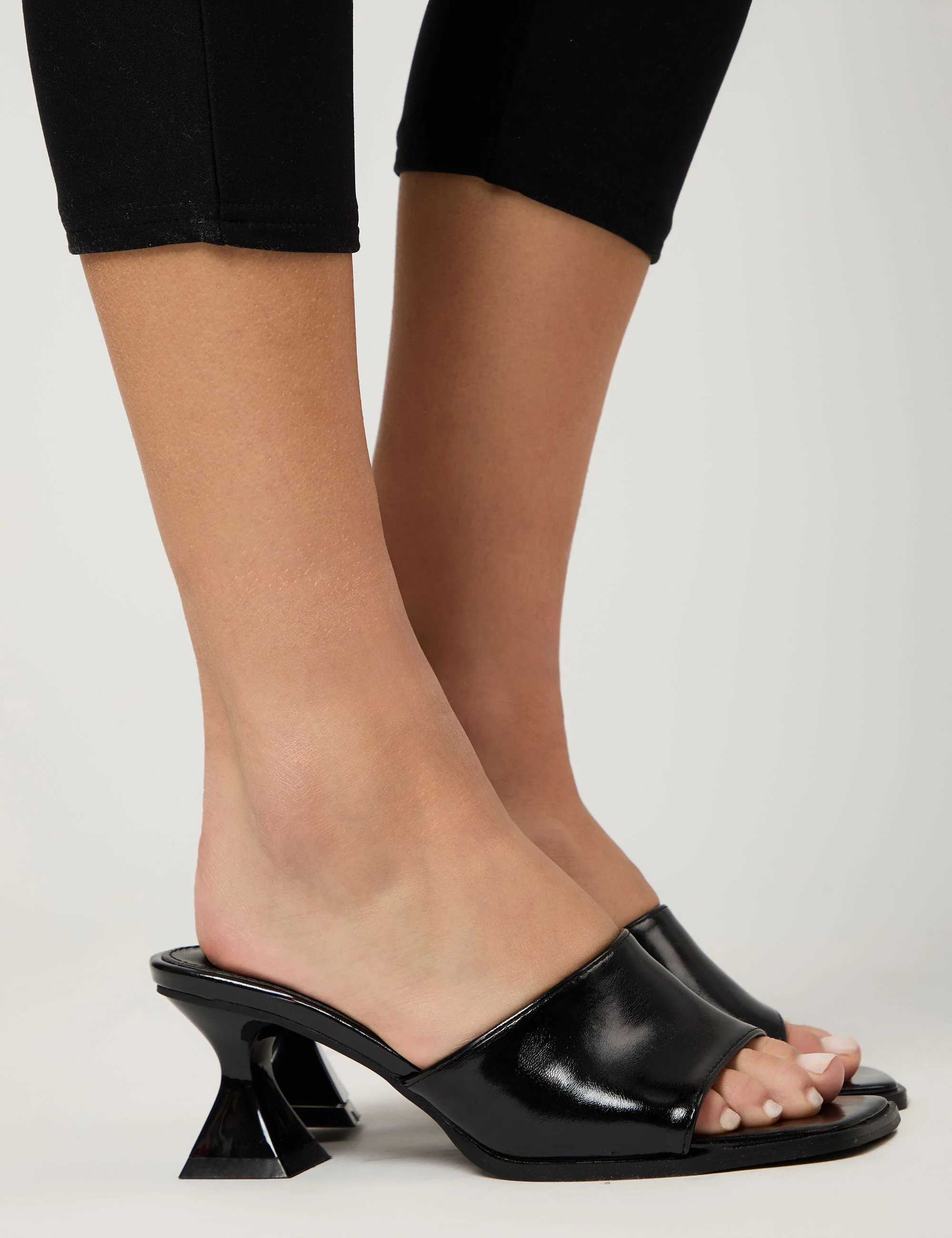Romi Black Patent Mule Square Toe Flared Block Mid Heels - Image 7