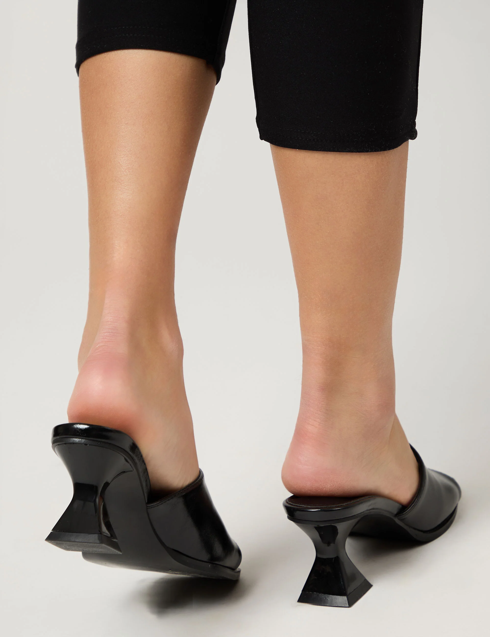 Romi Black Patent Mule Square Toe Flared Block Mid Heels - Image 8