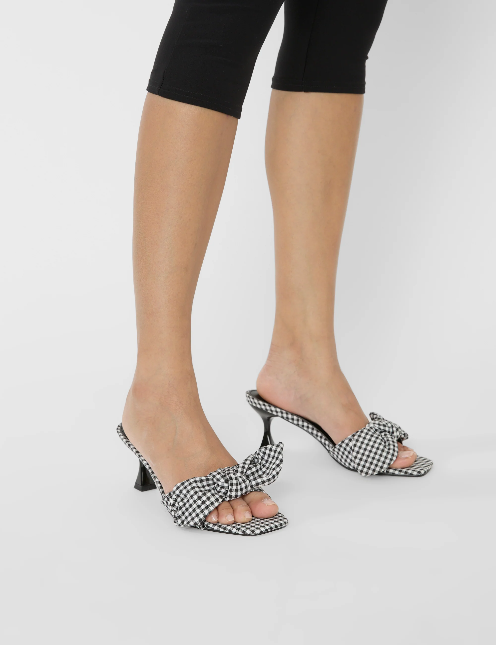 Soleil Black Gingham Bow Mule Square Toe Mid Heels - Image 4