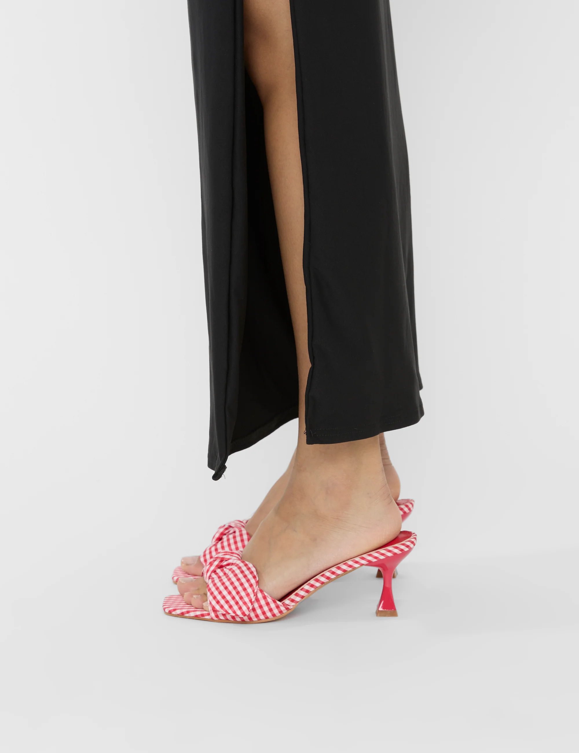 Soleil Red Gingham Bow Mule Square Toe Mid Heels - Image 7