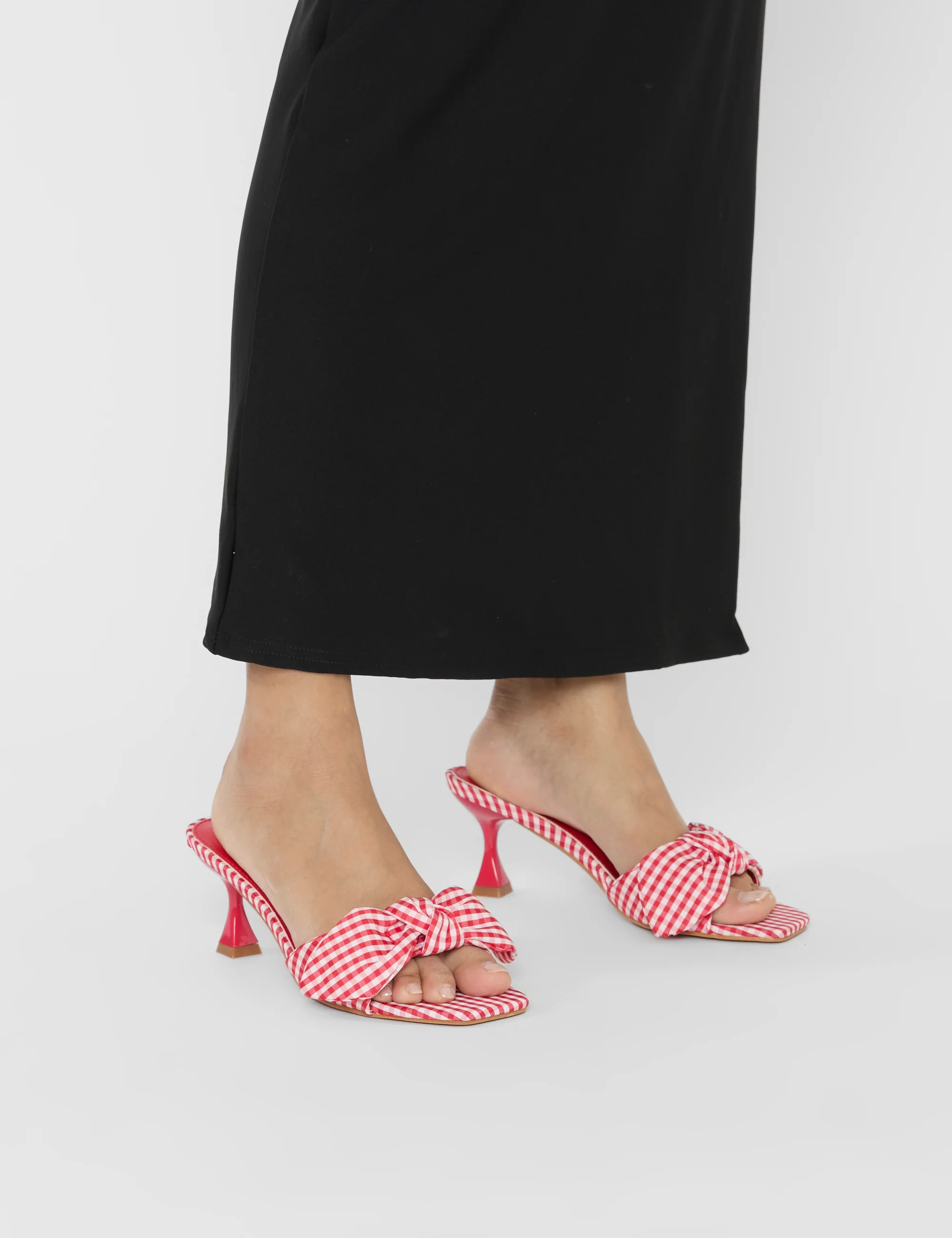 Soleil Red Gingham Bow Mule Square Toe Mid Heels - Image 8