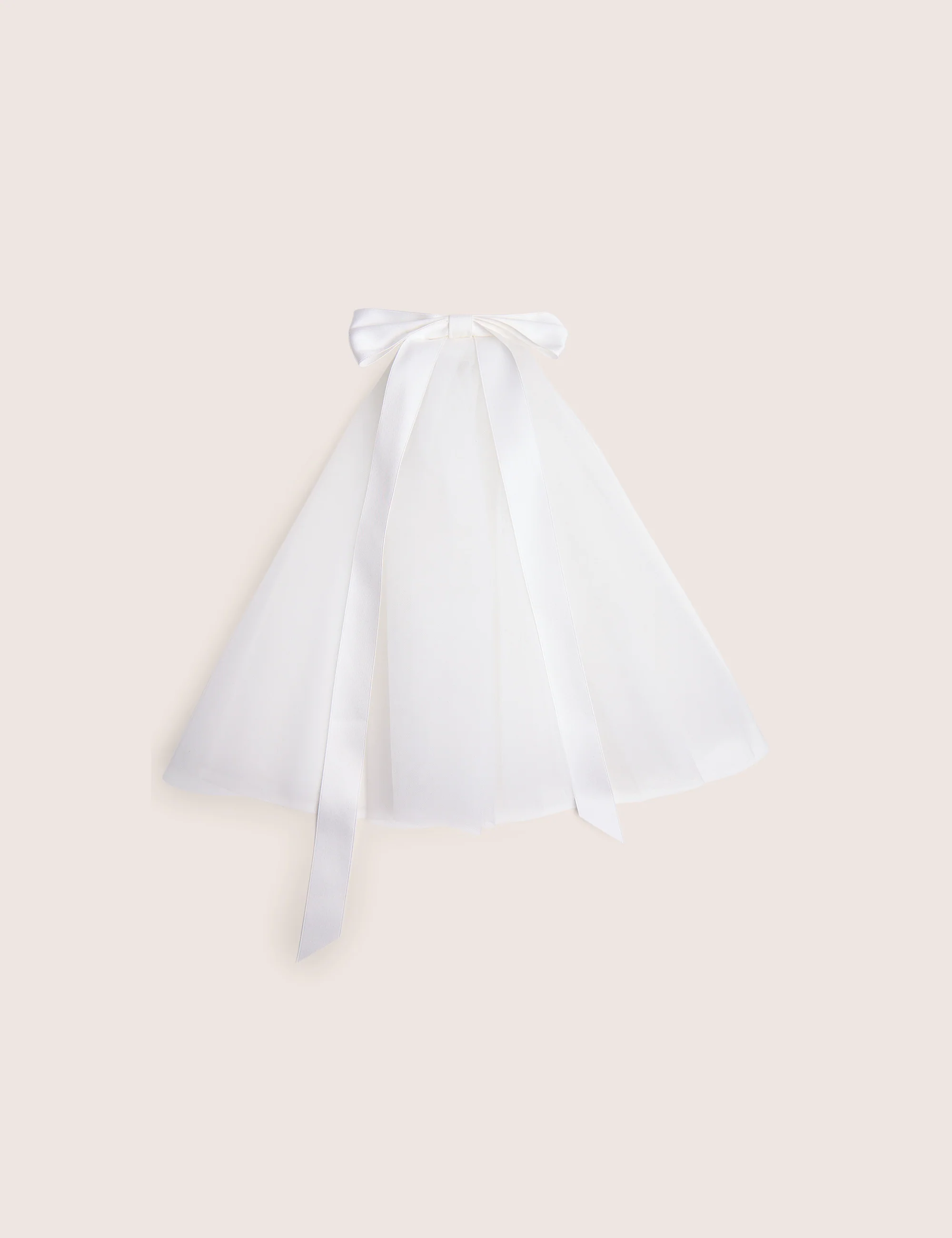 White Mesh Clip on Veil With Bow Detail - Image 4