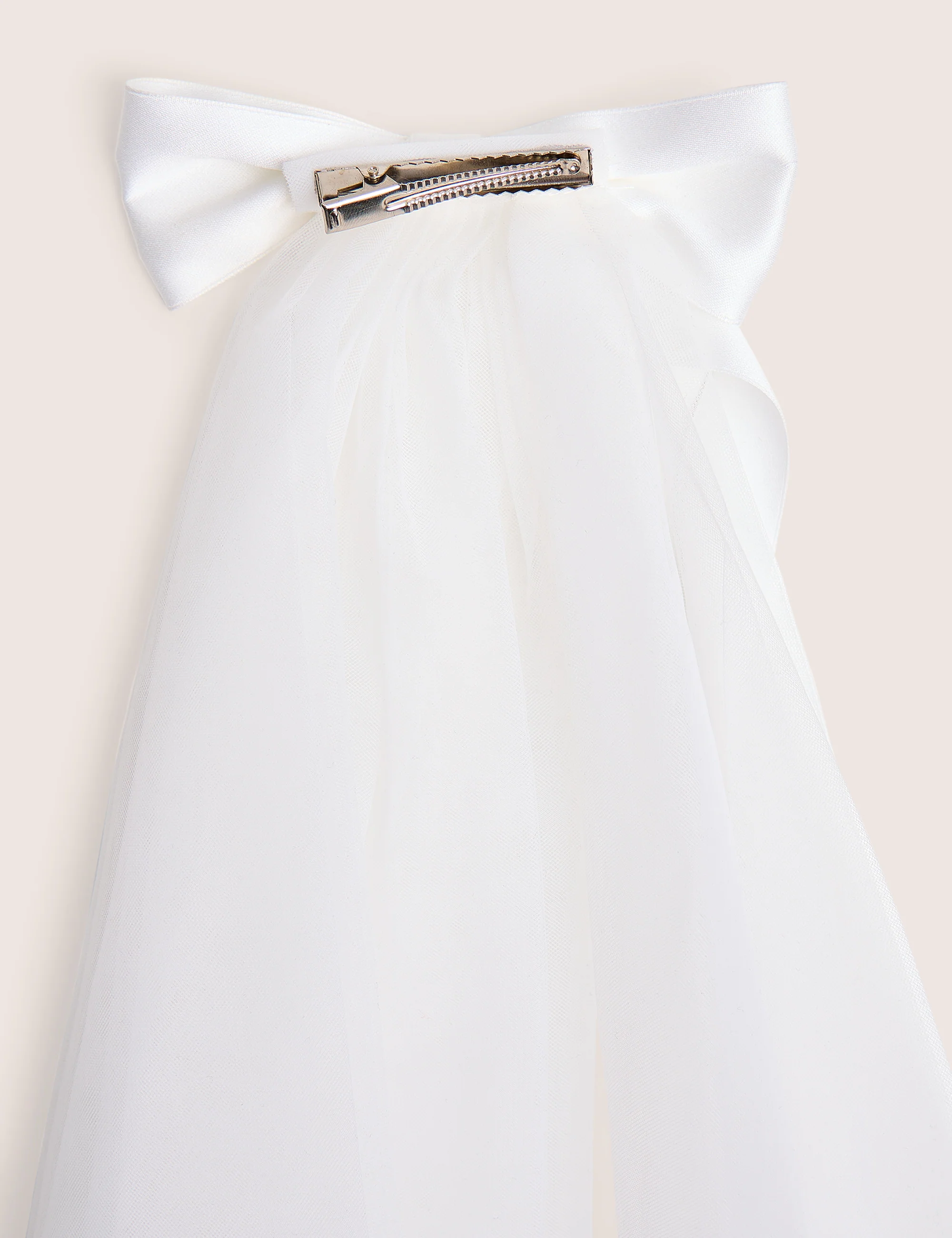 White Mesh Clip on Veil With Bow Detail - Image 6